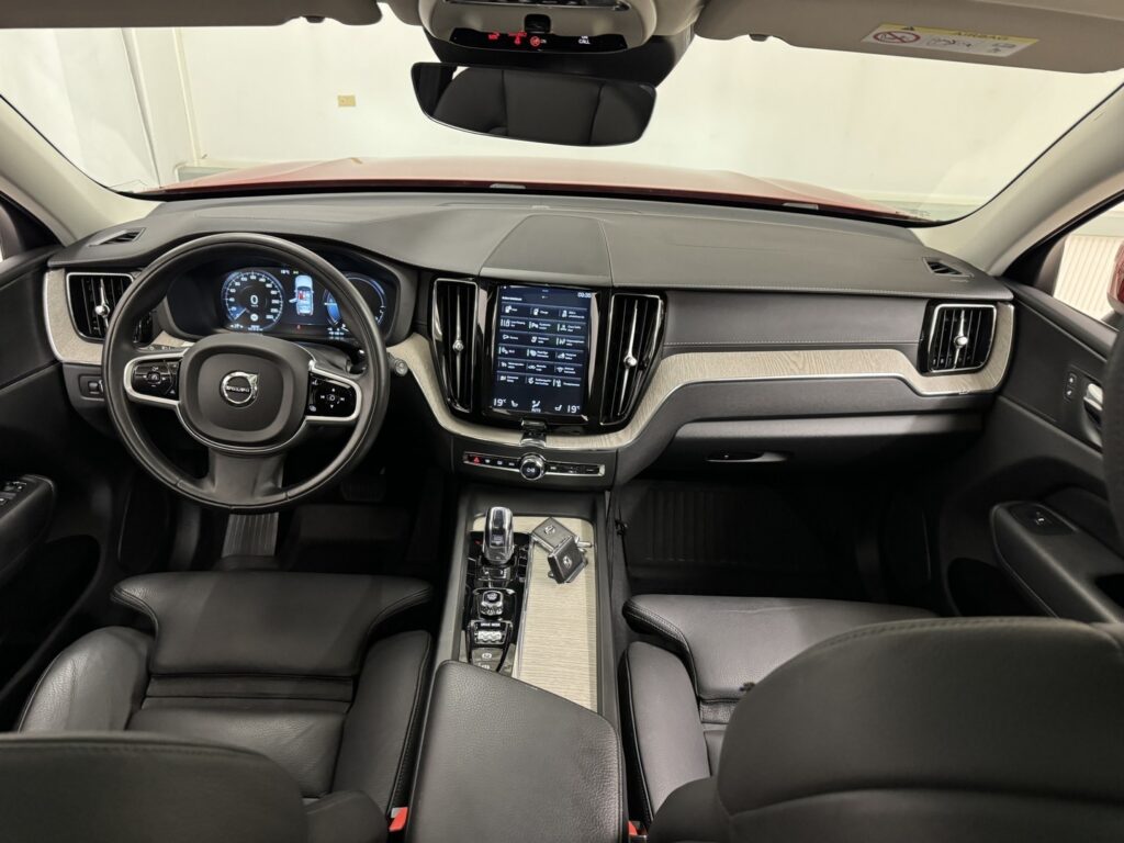 VOLVO XC60, image 10