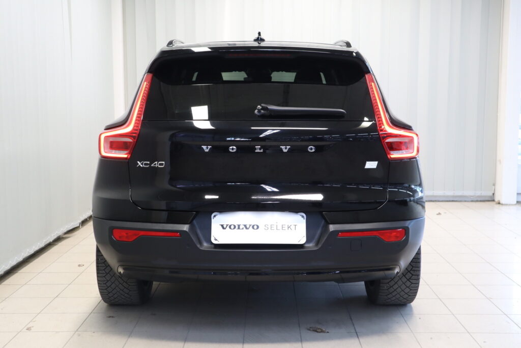 Volvo XC40, image 21