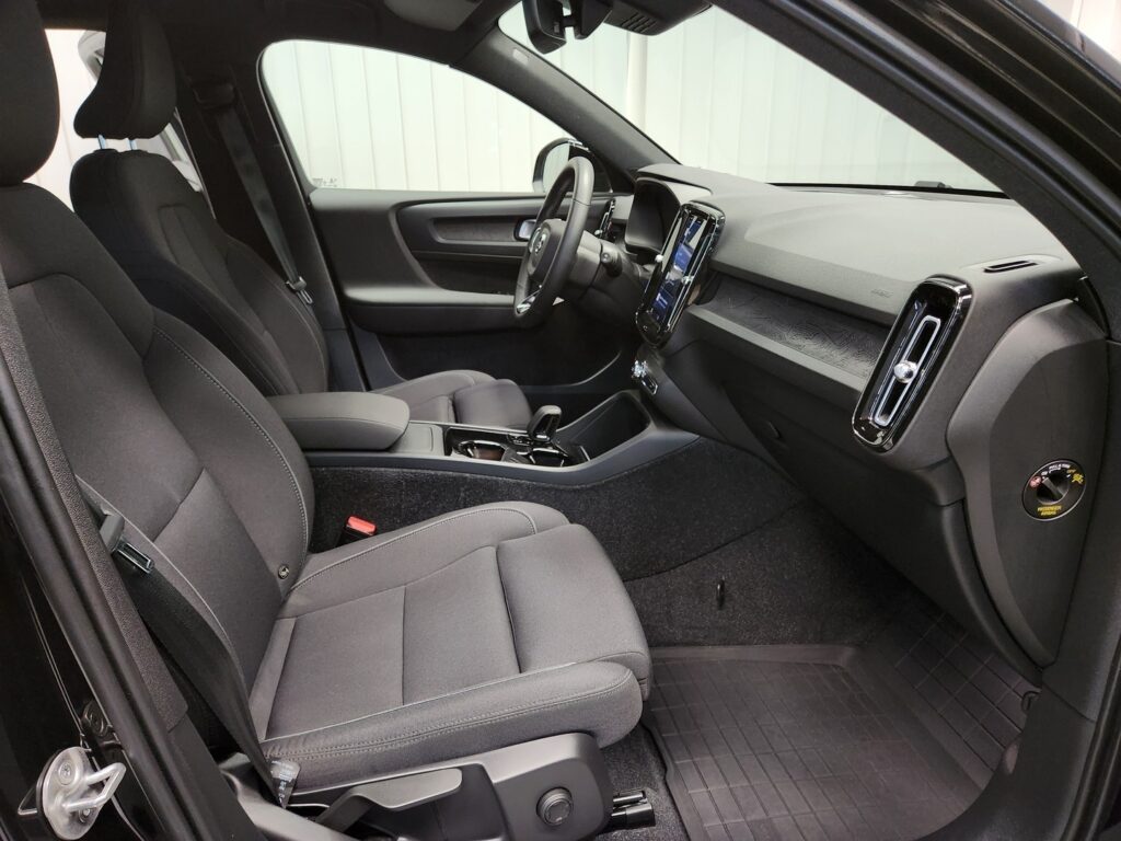 Volvo XC40, image 10