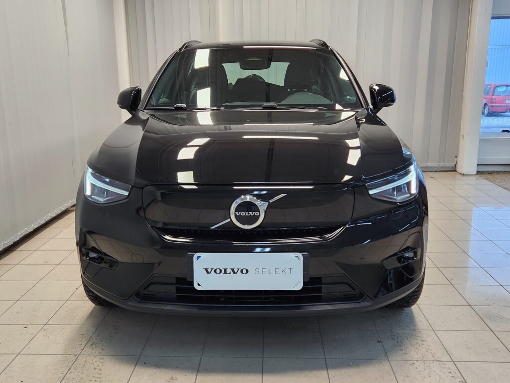 Volvo XC40, image 3