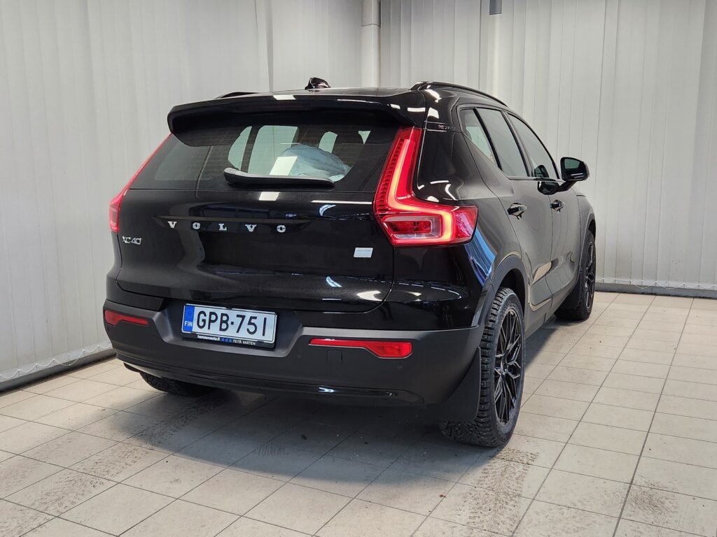 Volvo XC40, image 4