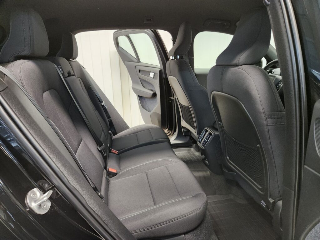 Volvo XC40, image 9