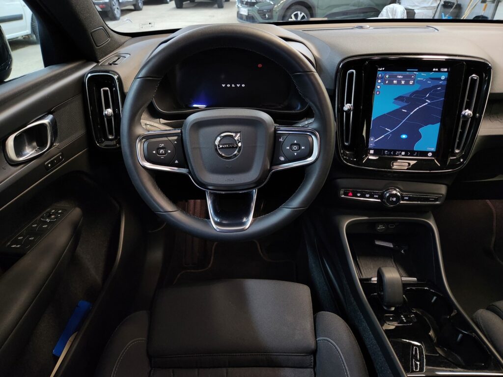 Volvo C40, image 7