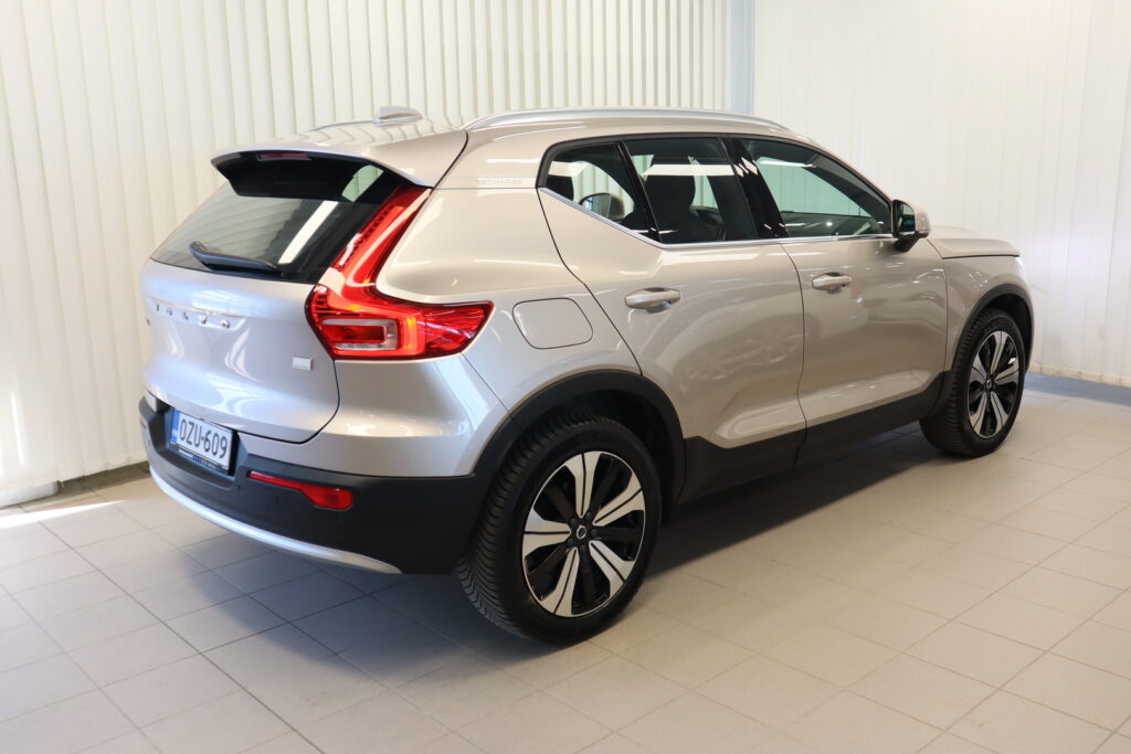 Volvo XC40, image 3