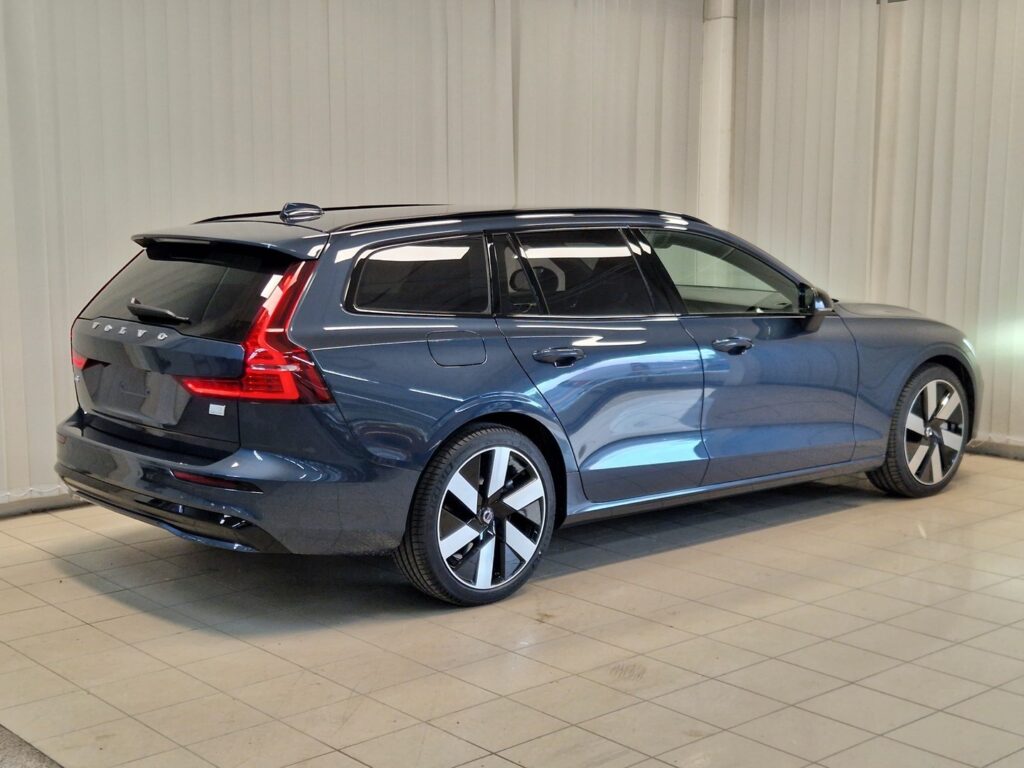 Volvo V60, image 4