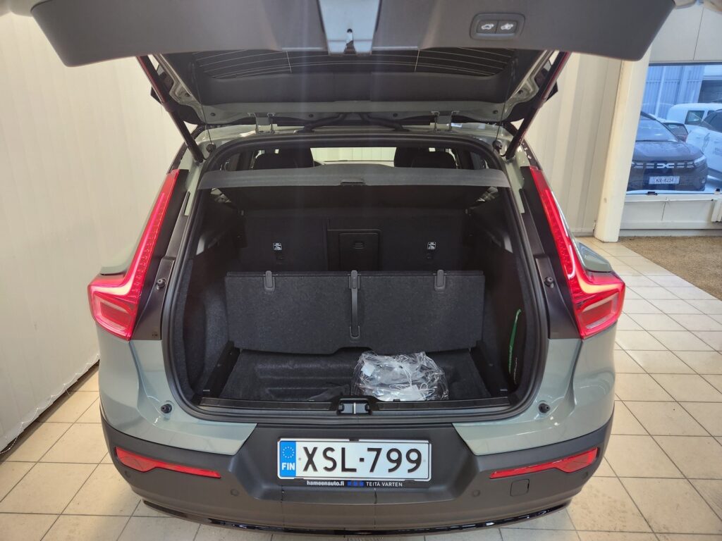 Volvo XC40, image 15