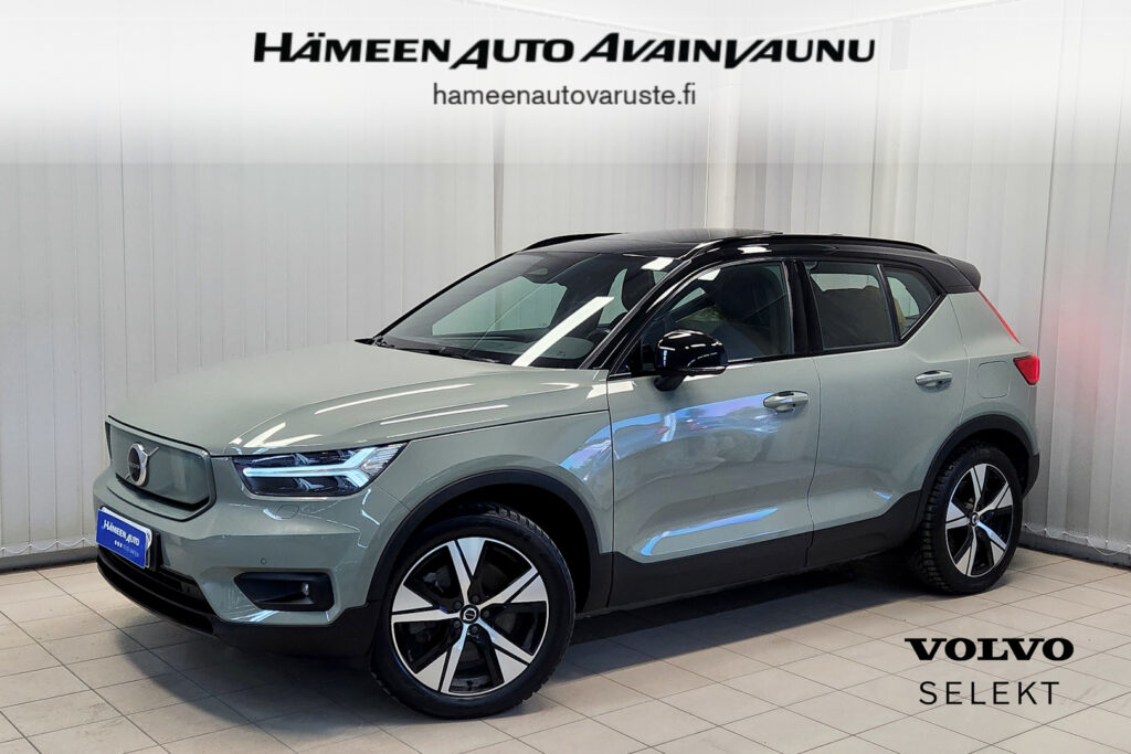 Volvo XC40, image 1