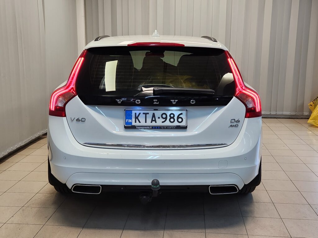 Volvo V60, image 4