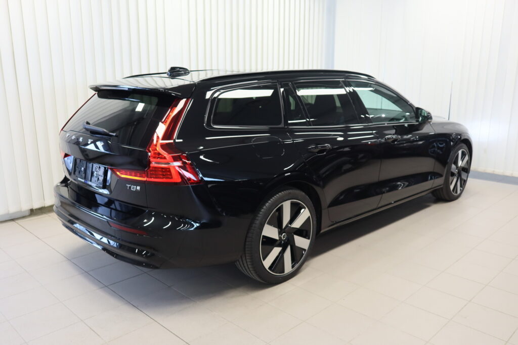 Volvo V60, image 3