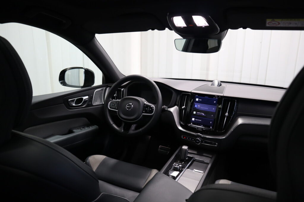 Volvo XC60, image 16