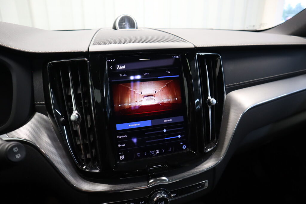 Volvo XC60, image 8