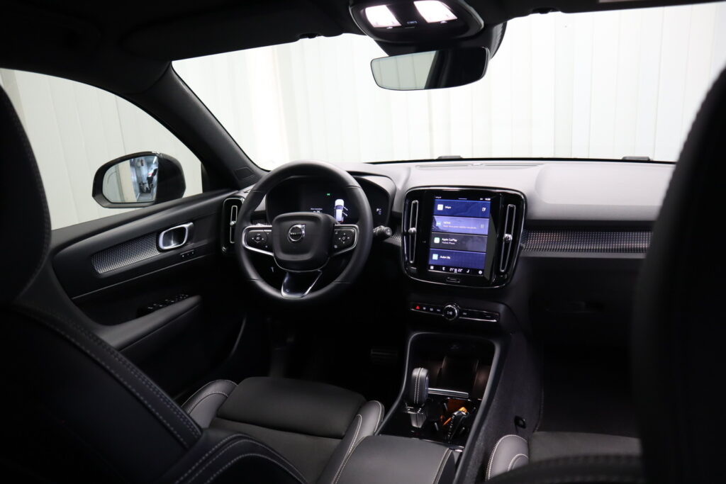 Volvo XC40, image 12