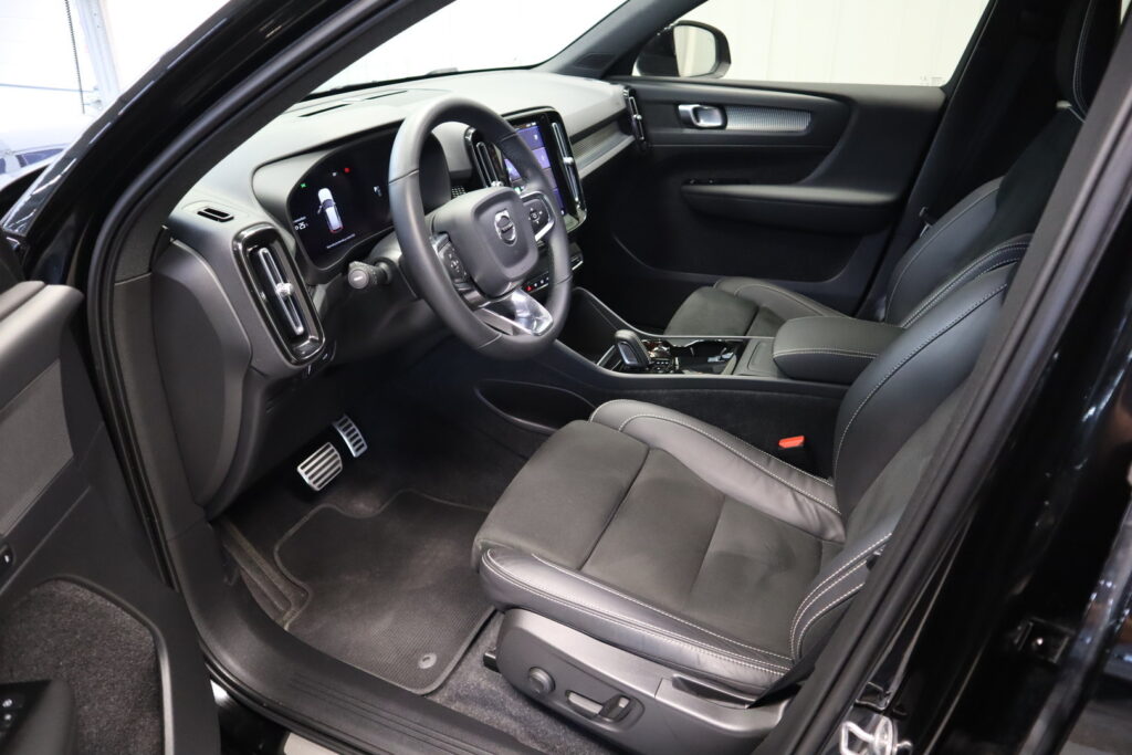 Volvo XC40, image 7