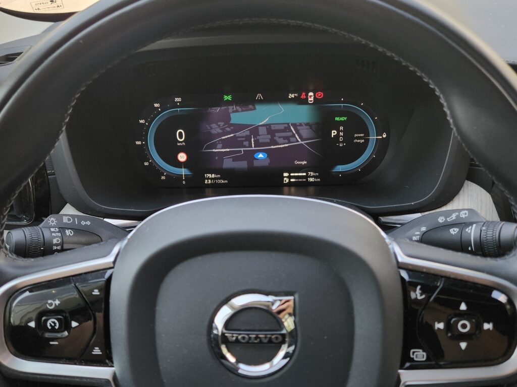 Volvo XC60, image 12