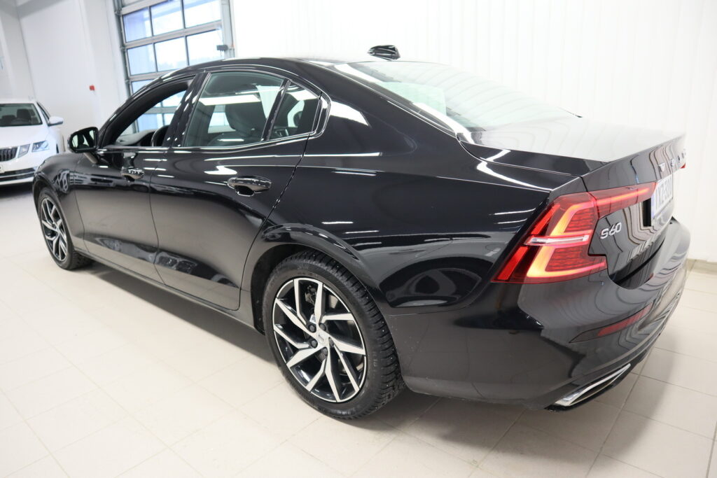 Volvo S60, image 2