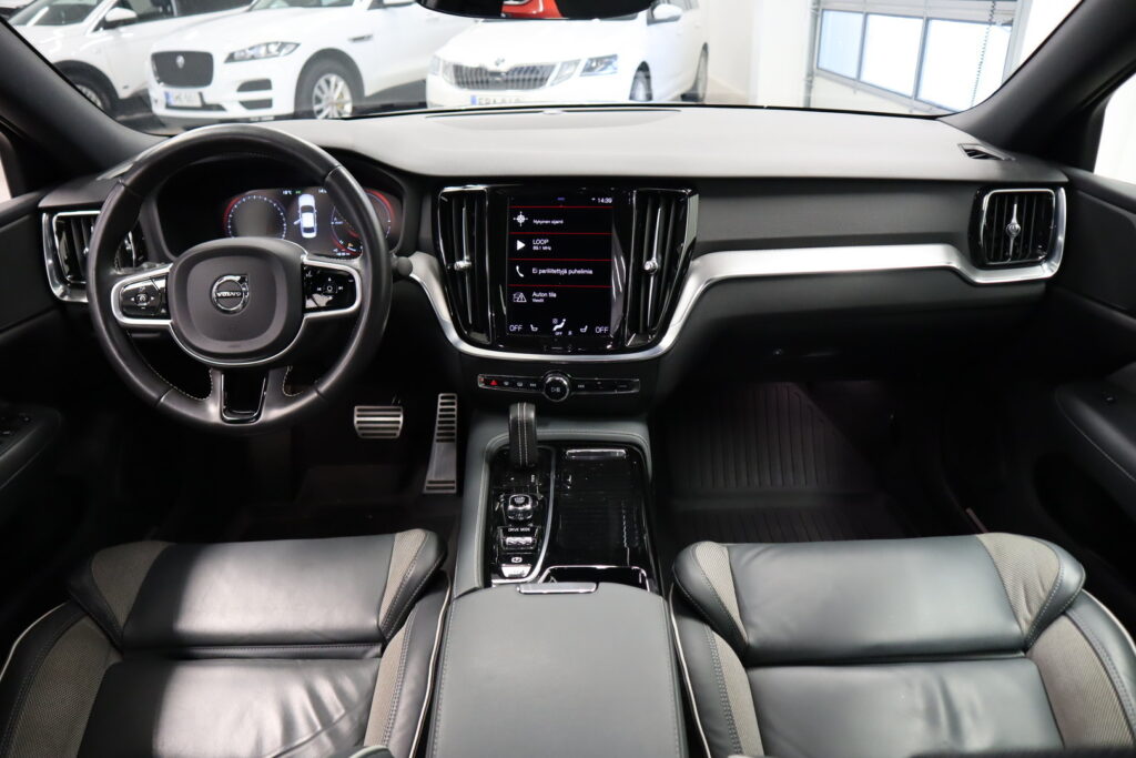 Volvo S60, image 4