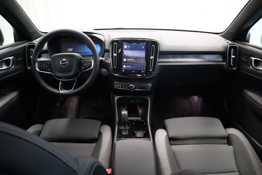 Volvo C40, image 5