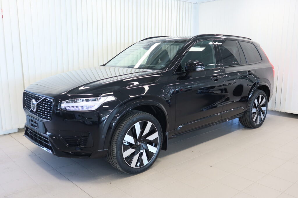 Volvo XC90, image 1