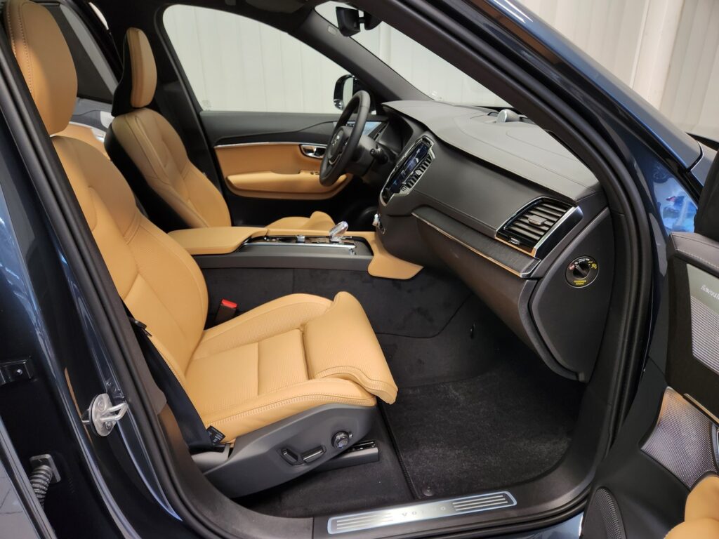 Volvo XC90, image 12