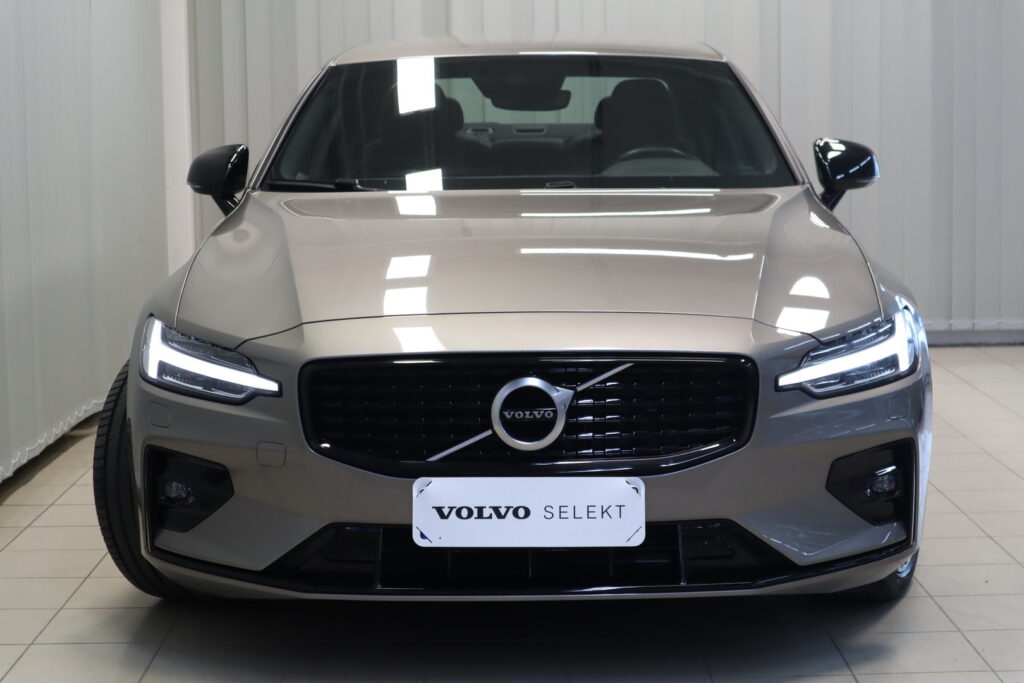 Volvo S60, image 2