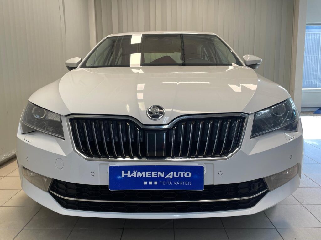 Skoda Superb, image 3