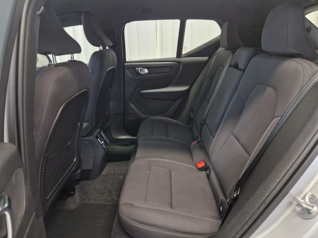 Volvo XC40, image 12