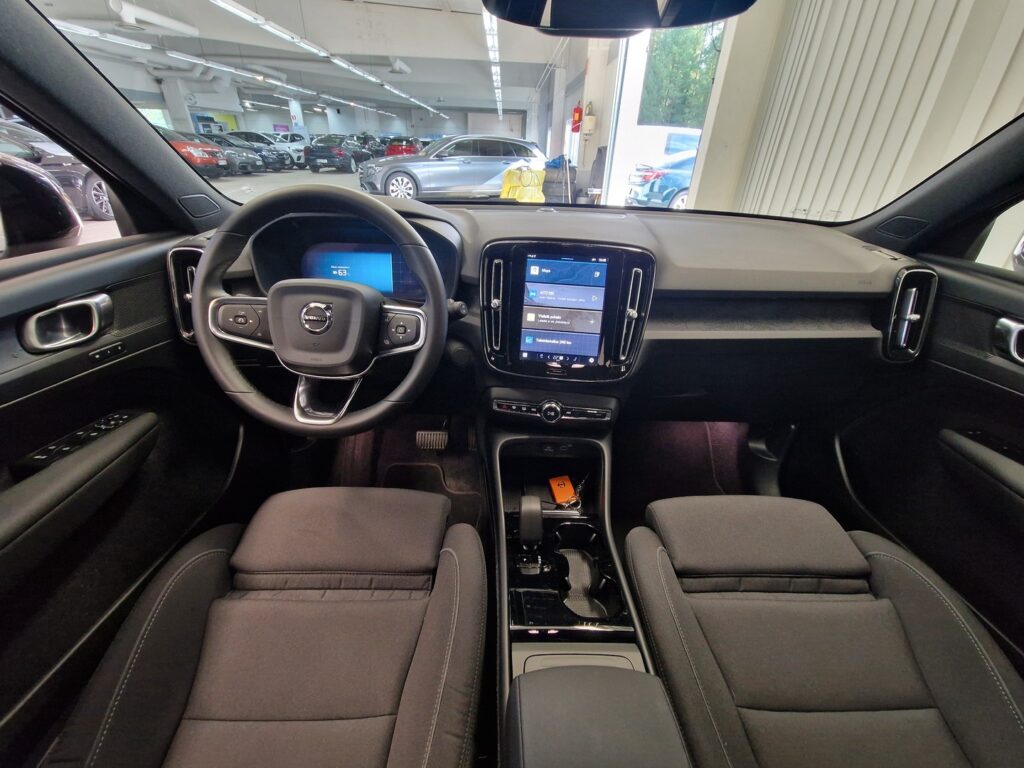 Volvo XC40, image 7