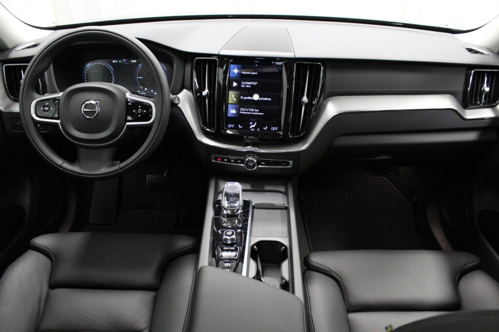 Volvo XC60, image 10