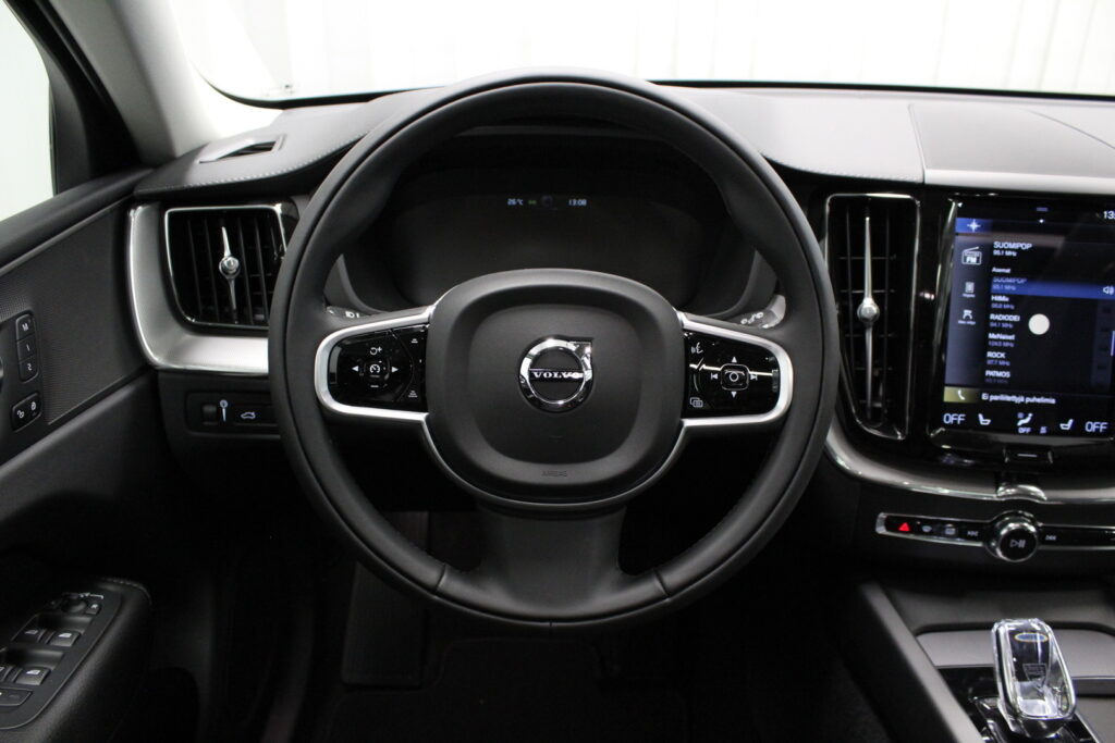 Volvo XC60, image 11