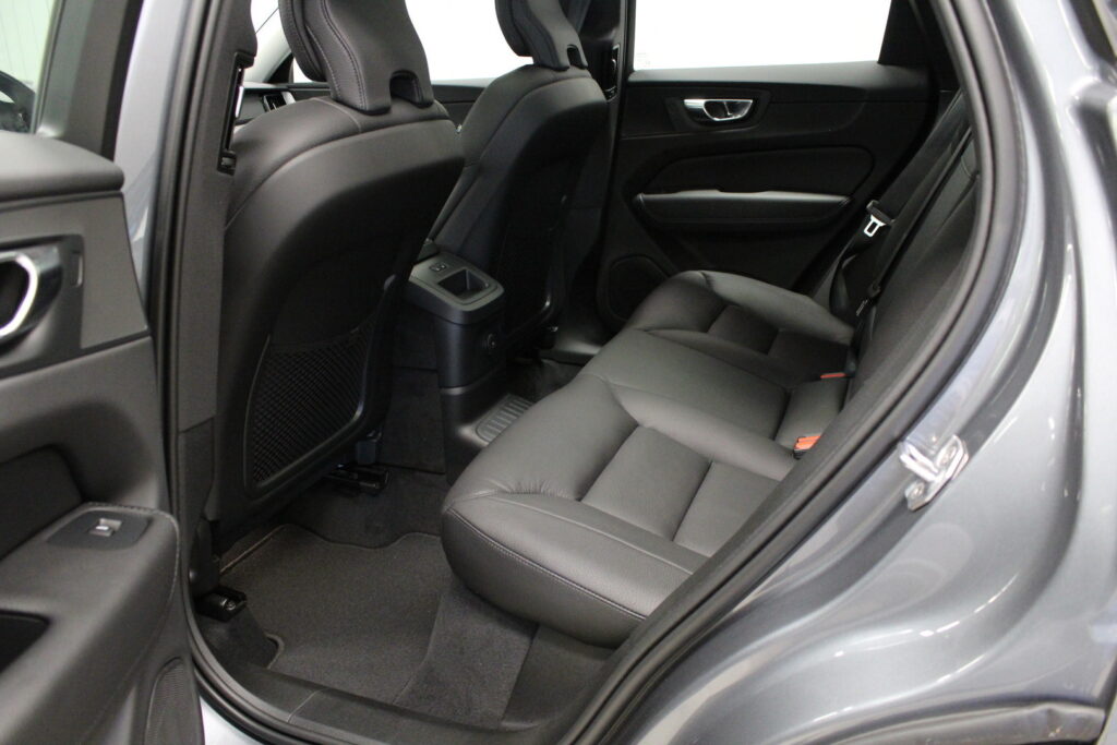 Volvo XC60, image 7