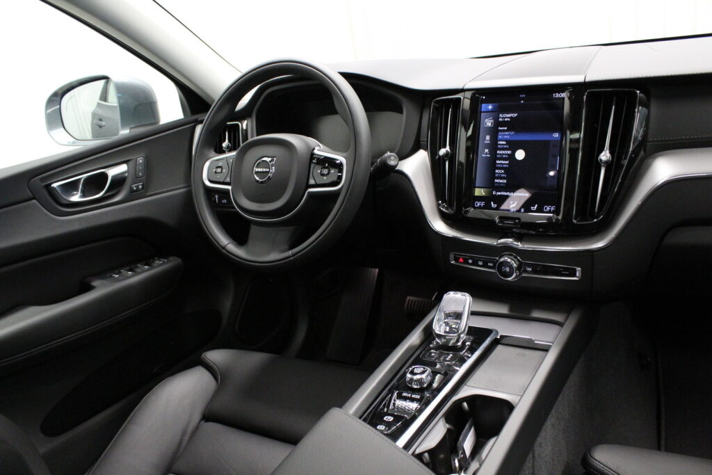 Volvo XC60, image 9