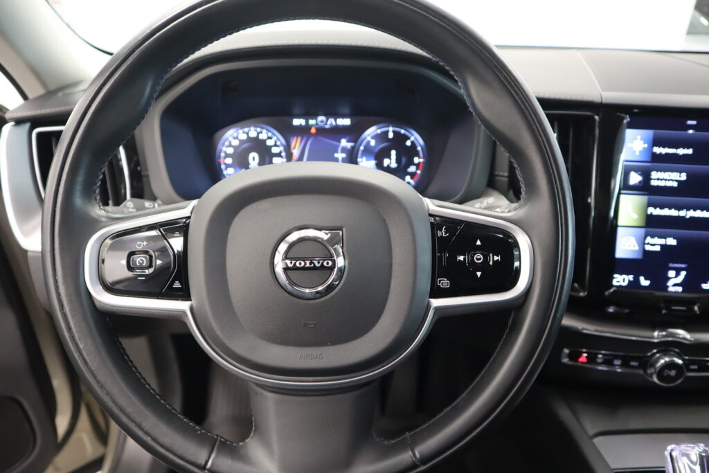 Volvo XC60, image 10