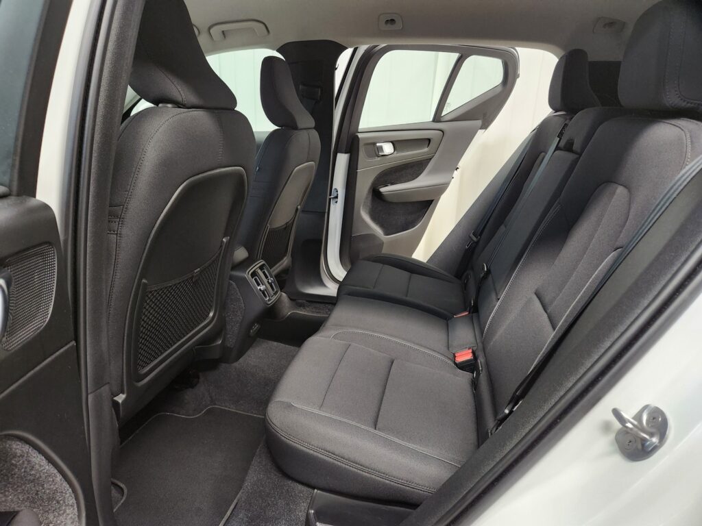 Volvo XC40, image 4