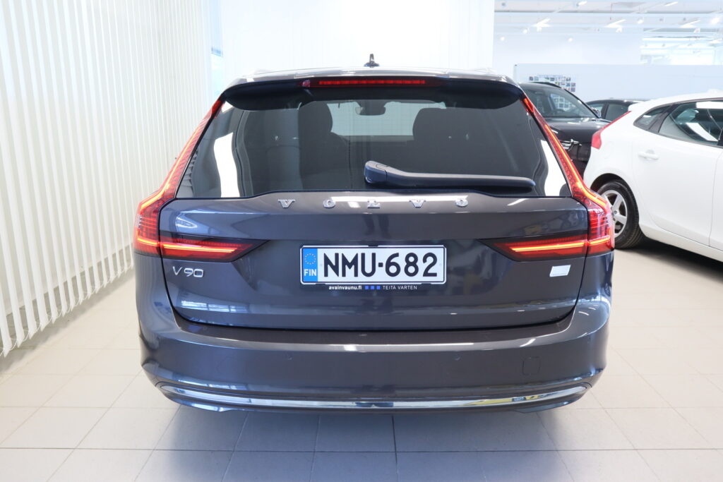 Volvo V90, image 4