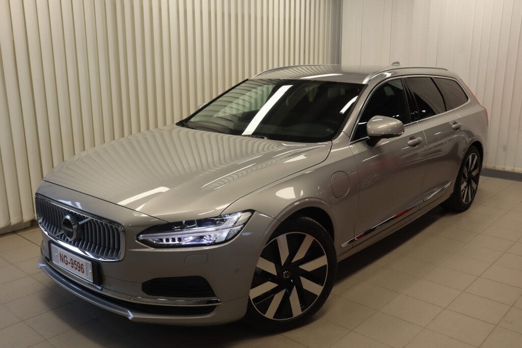 Volvo V90, image 1