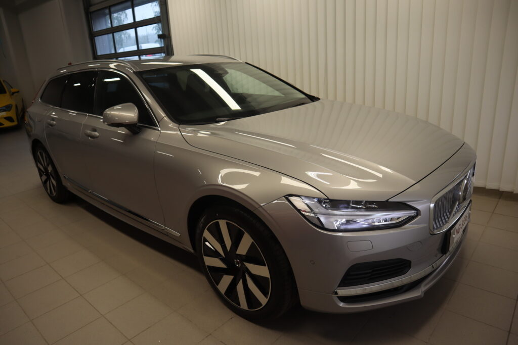 Volvo V90, image 2