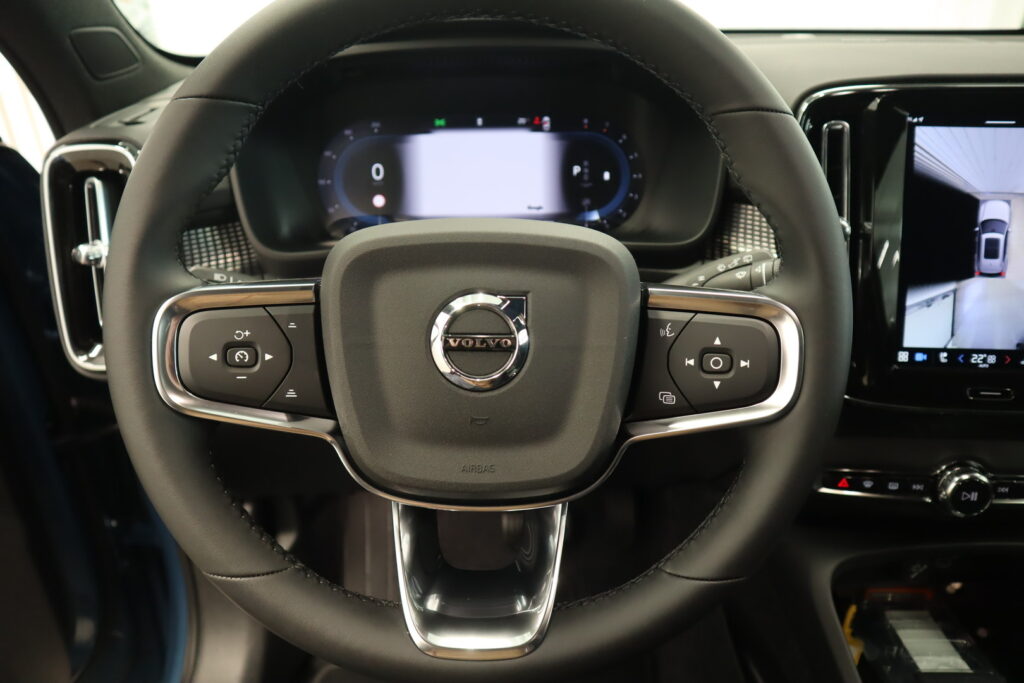 Volvo XC40, image 10