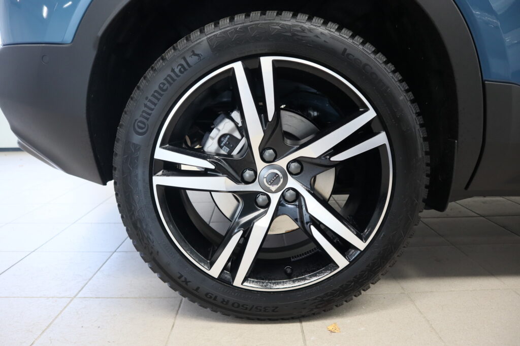 Volvo XC40, image 17