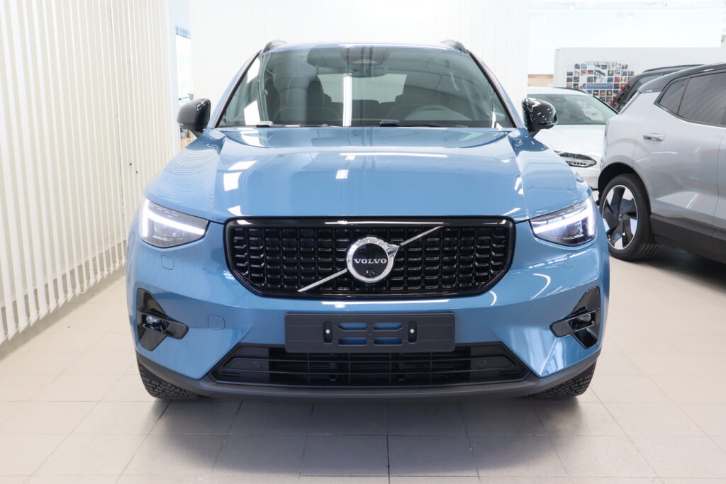 Volvo XC40, image 2