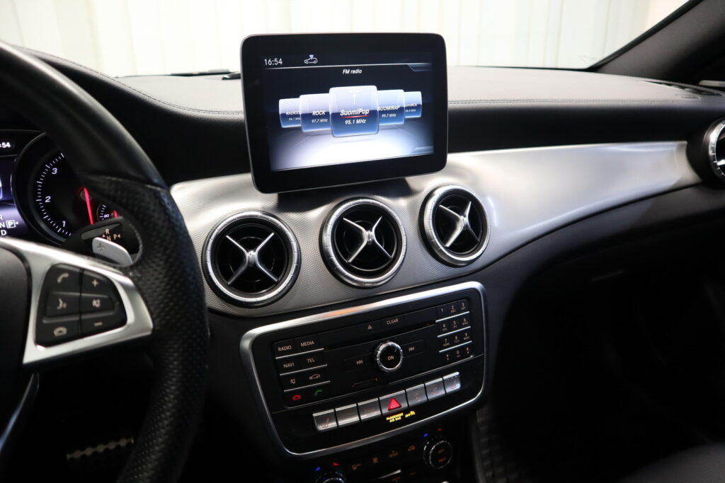 Mercedes-Benz CLA, image 7