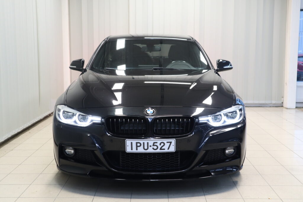 BMW 330, image 4