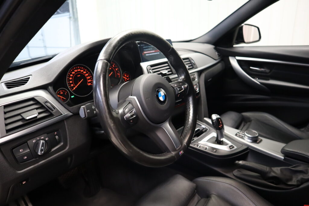 BMW 330, image 6