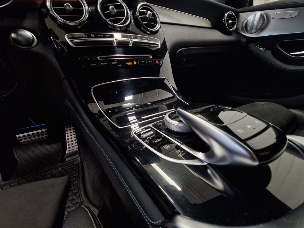 Mercedes-Benz GLC, image 14