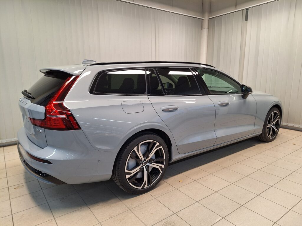 Volvo V60, image 5