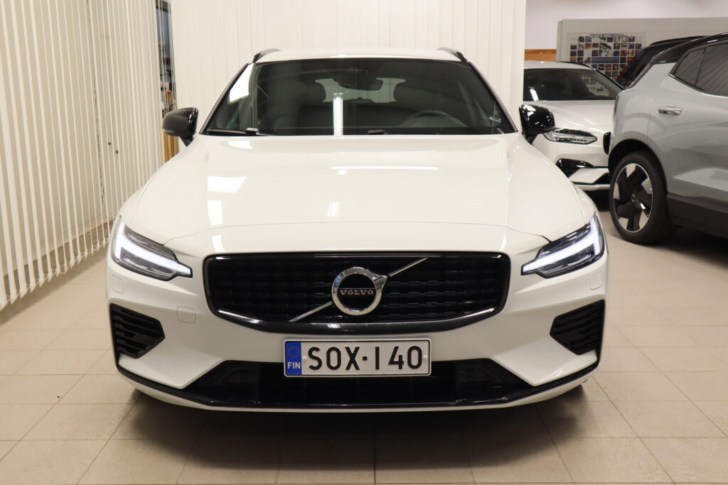 Volvo V60, image 2