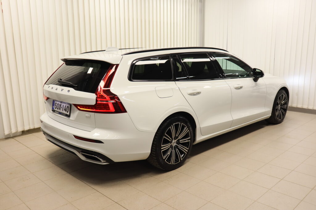 Volvo V60, image 3