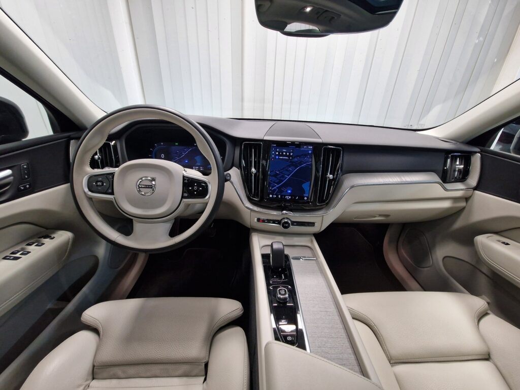 Volvo XC60, image 7