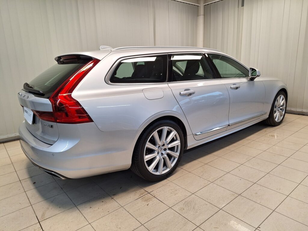 Volvo V90, image 10