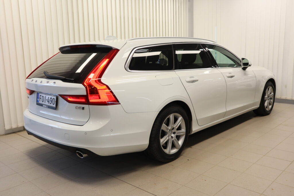 Volvo V90, image 3