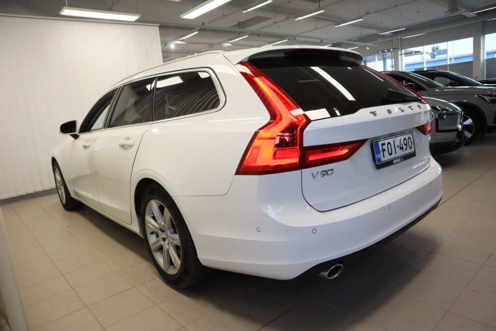 Volvo V90, image 6